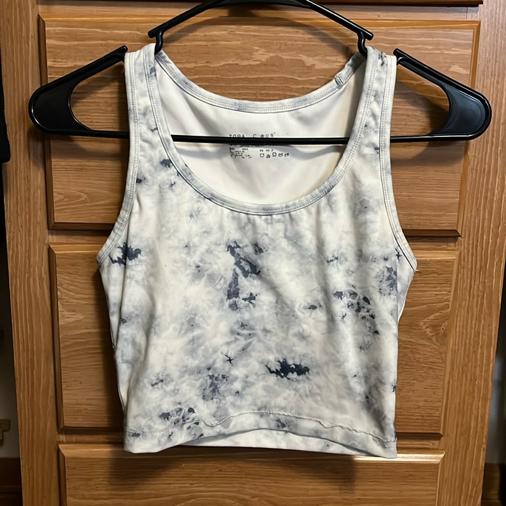 Marble yoga top